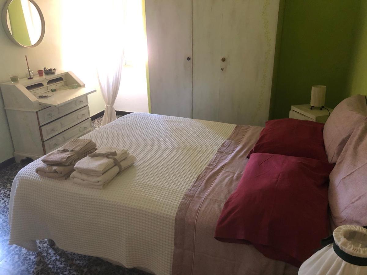 vacanza tra gli ulivi Chiusanico Esterno foto