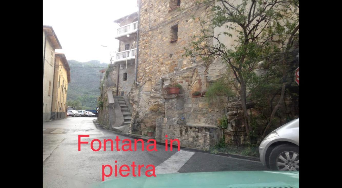 vacanza tra gli ulivi Chiusanico Esterno foto